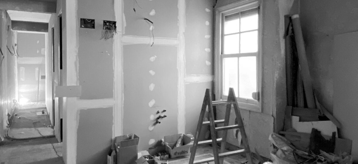 code-studio-interiorismo-reformas-integrales-reformar-una-casa-antigua-01