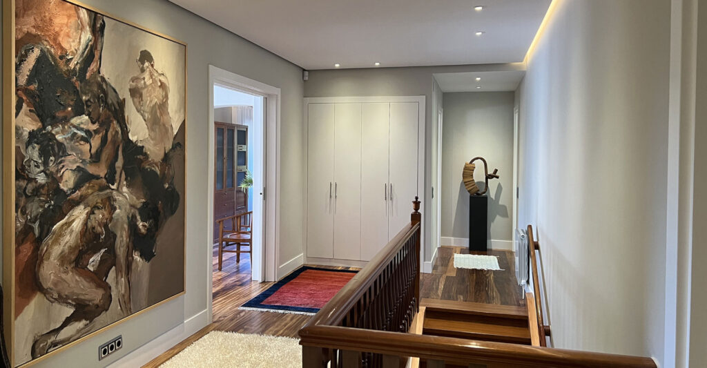 Interior reformado de un chalet en La Bilbaína, Bilbao, por Code Studio Interiorismo